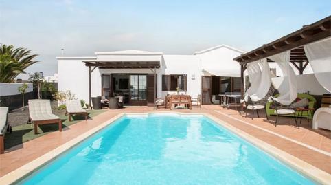 Foto 2 de Casa adosada de lloguer a Calle Serbia, 22, Playa Blanca, Yaiza