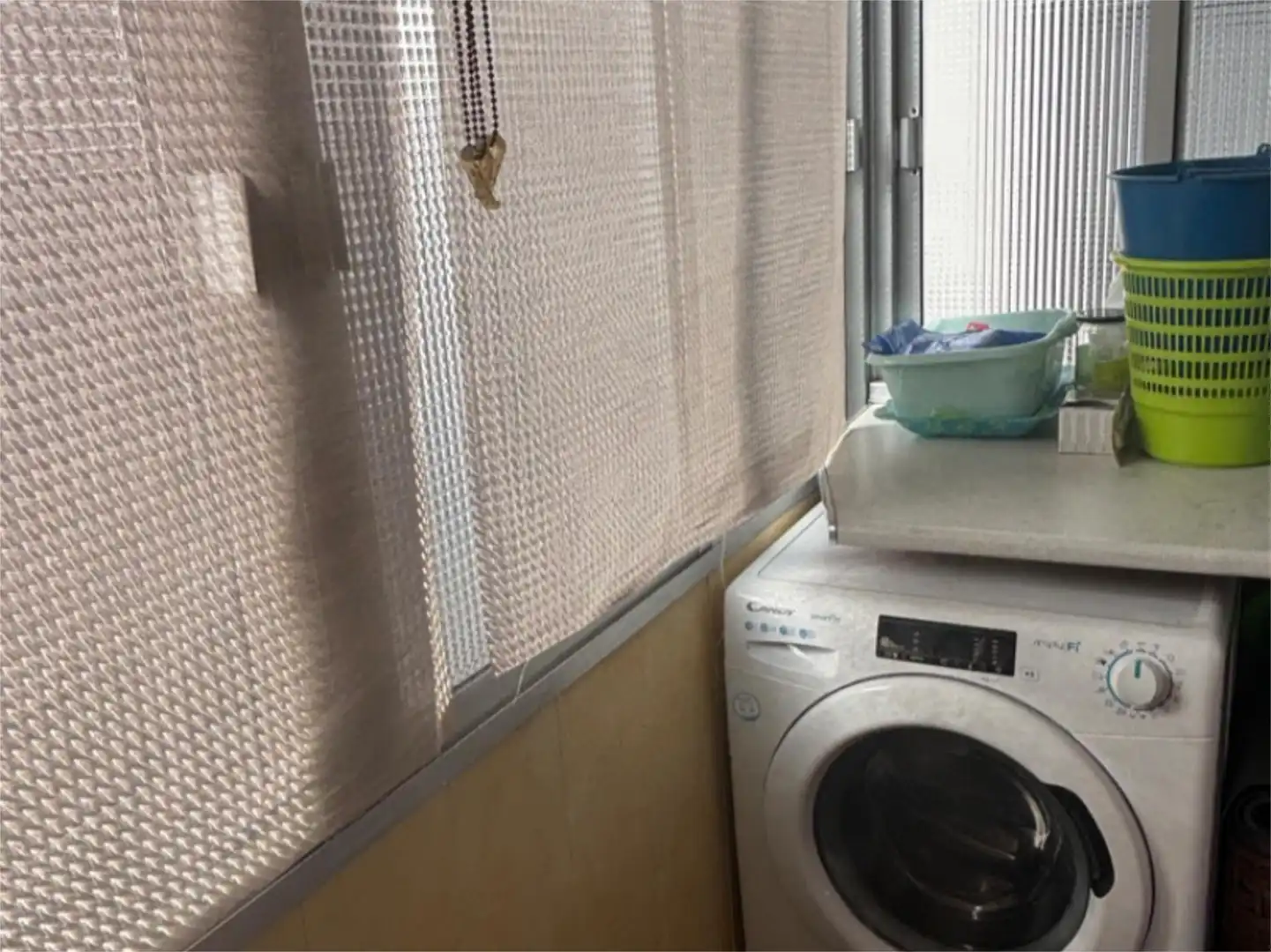 Room in Calle Moradas, 36, Rondilla Balcony of Flat for share in Valladolid with Heating and Furnished