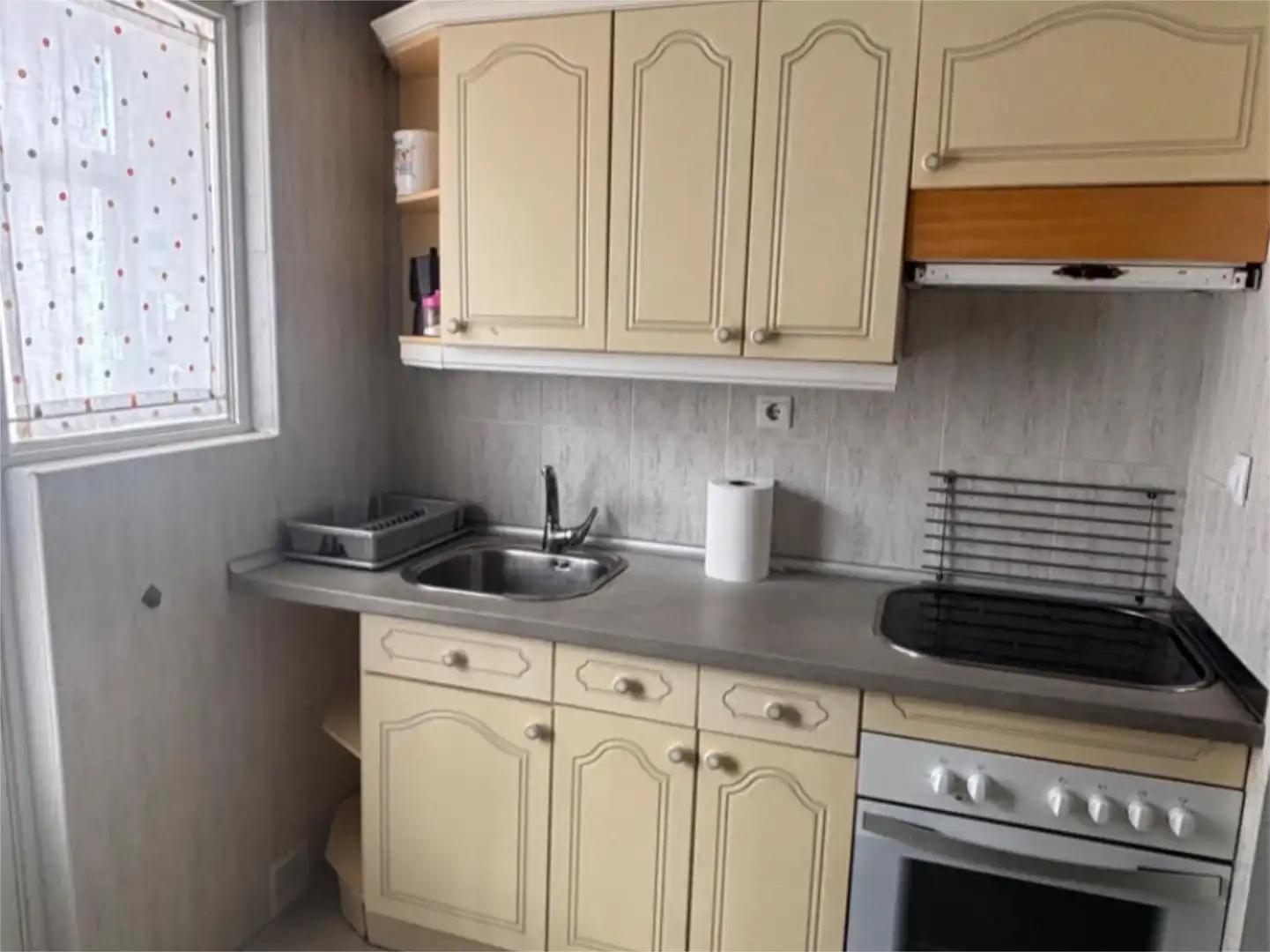 Room in Calle Moradas, 36, Rondilla Kitchen of Flat for share in Valladolid with Heating and Furnished