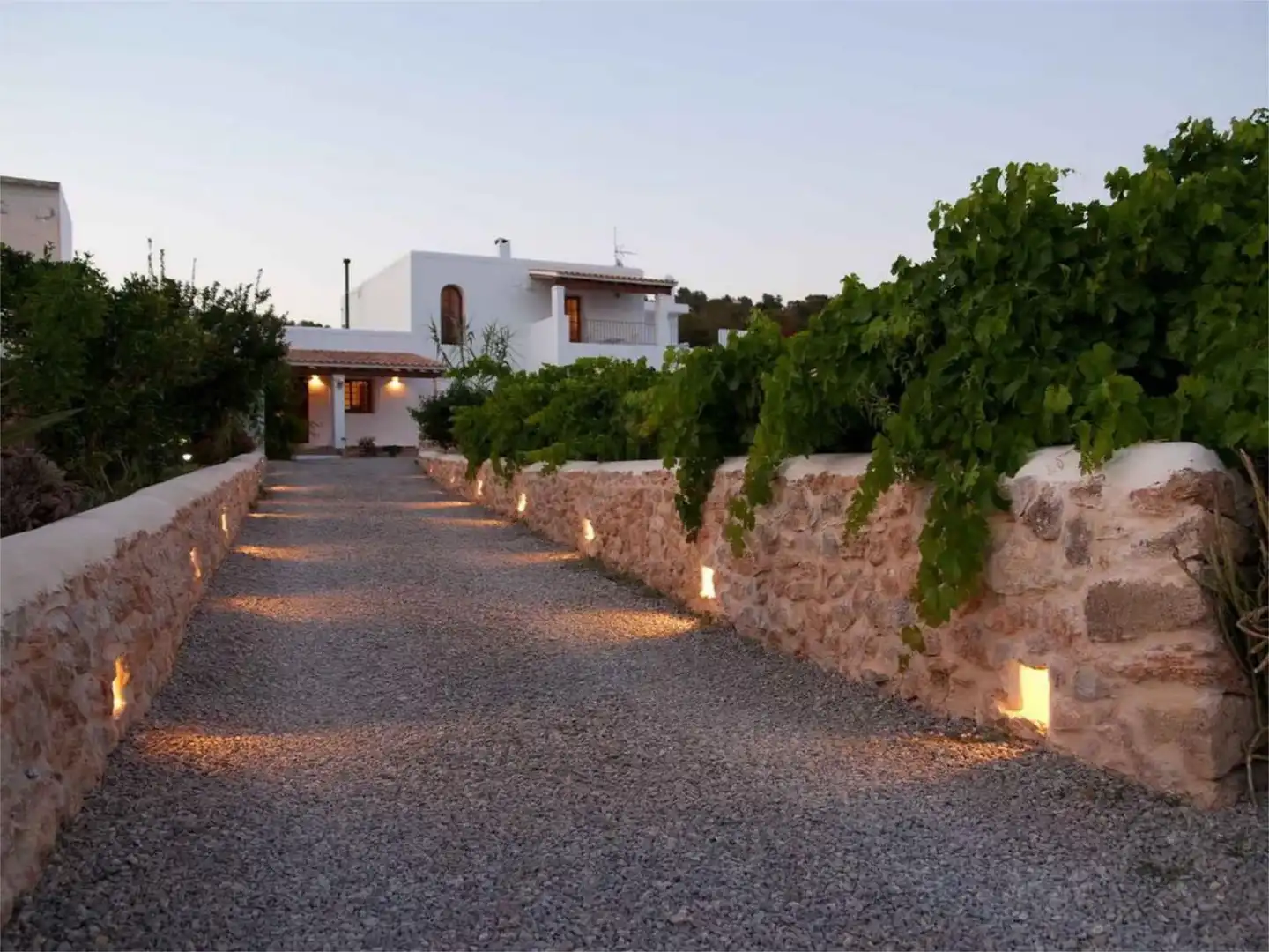Vista exterior de Casa o chalet de alquiler en Sant Josep de sa Talaia con Aire acondicionado, Calefacción y Jardín privado