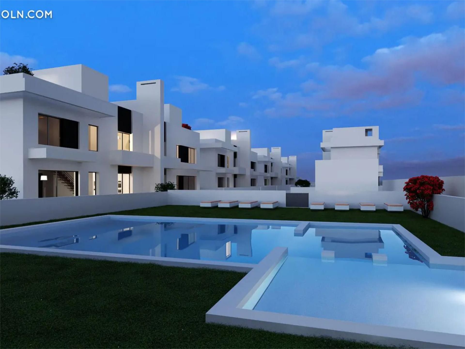 Casa adosada de lloguer a Carrer Serra de Mariola, 10, Casas Verdes