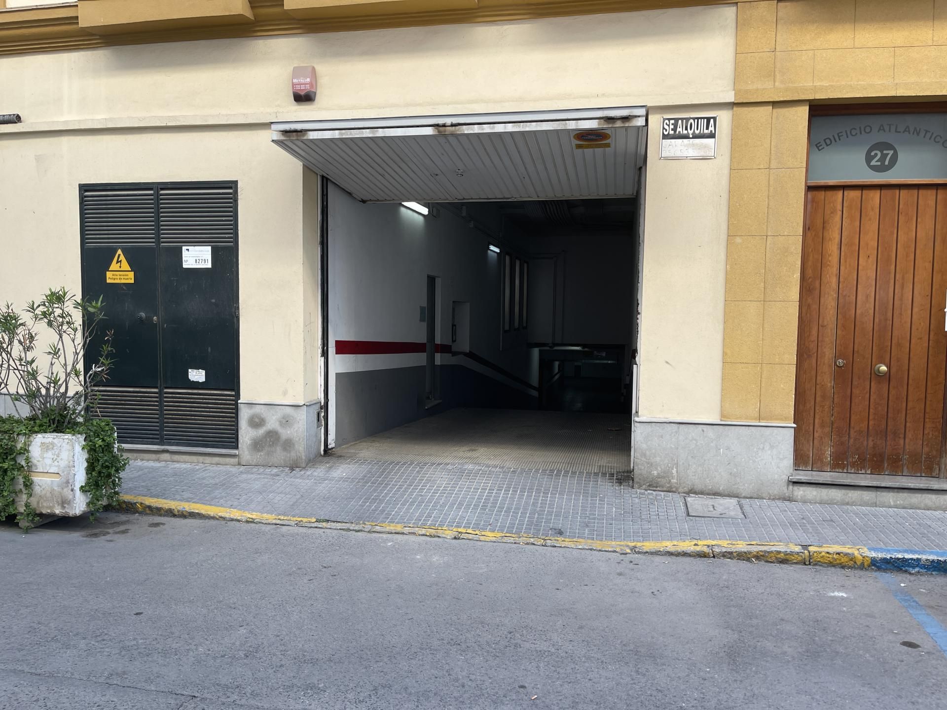 Parking of Box room to rent in Chiclana de la Frontera