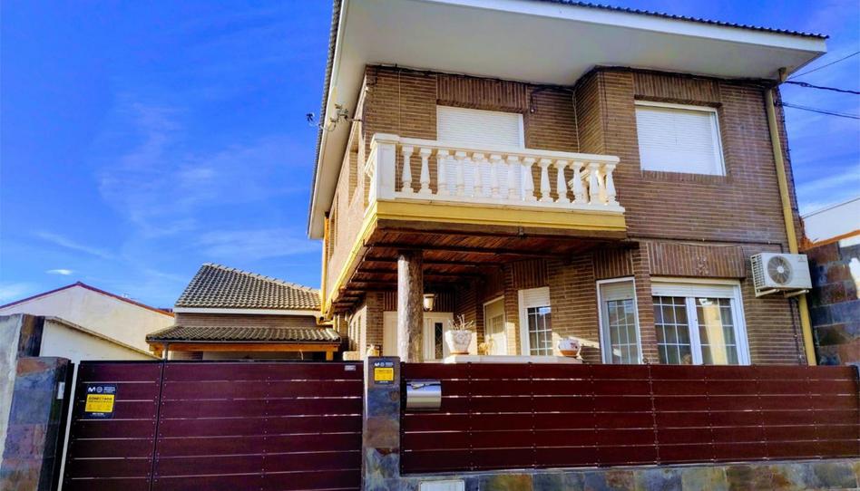 House or chalet for sale in Calle Juan XXIII, 21, Ribaforada, Navarra - image 1 Photo 1 of House or chalet for sale in Calle Juan XXIII, 21, Ribaforada, Navarra