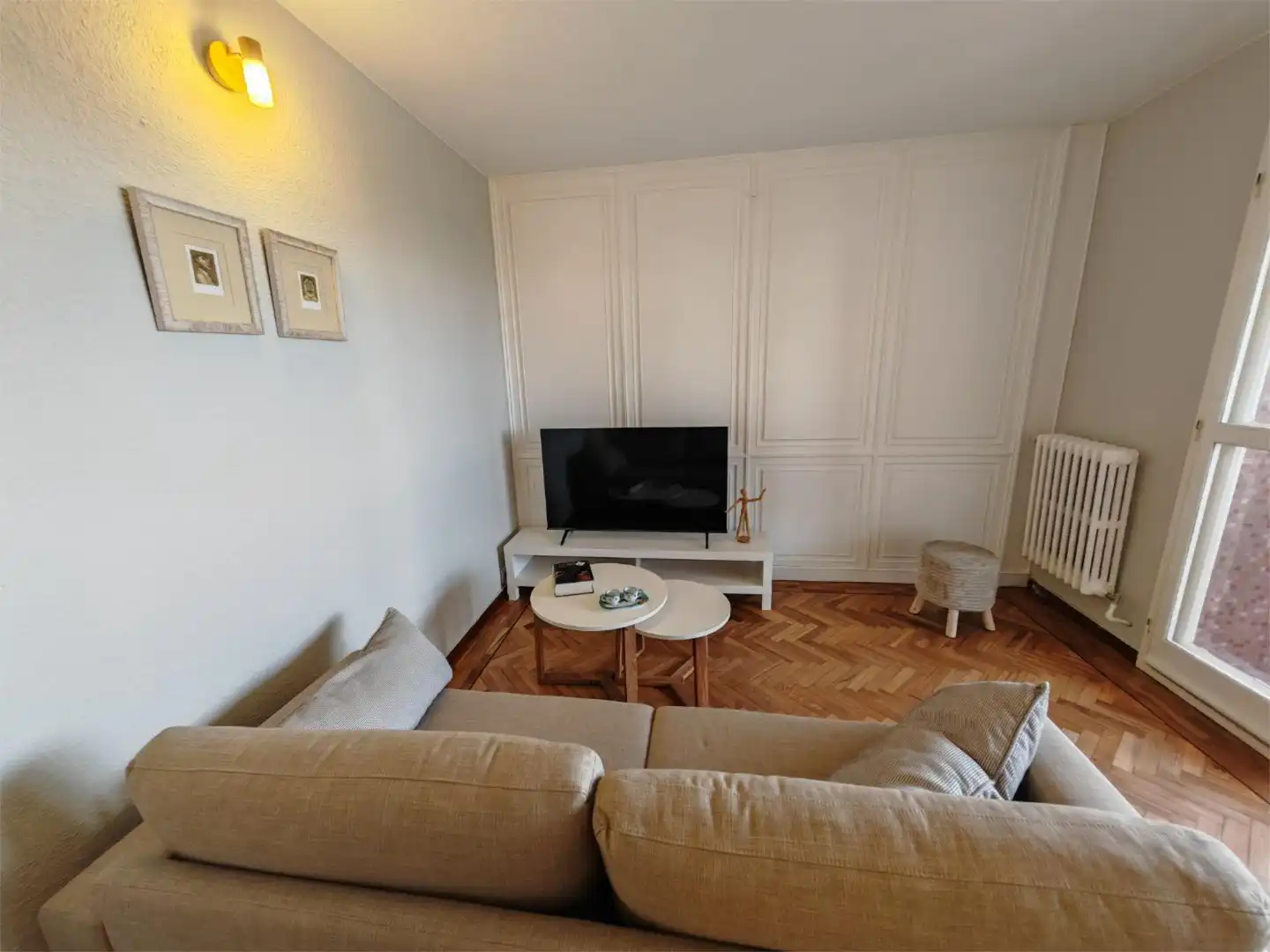 Room in Calle de Fray Luis Amigó, 4, Ruiseñores Room in Calle de Fray Luis Amigó, 4, Ruiseñores
