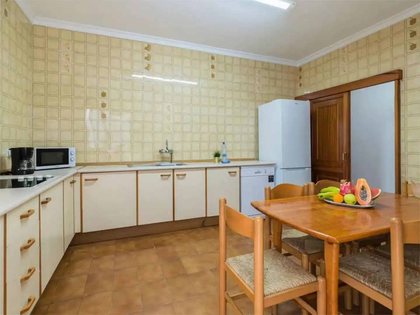 Piso de alquiler en Calle de los Gofiones, 82, Santa Catalina - Canteras Cocina de Piso de alquiler en Las Palmas de Gran Canaria con Aire acondicionado, Calefacción y Amueblado