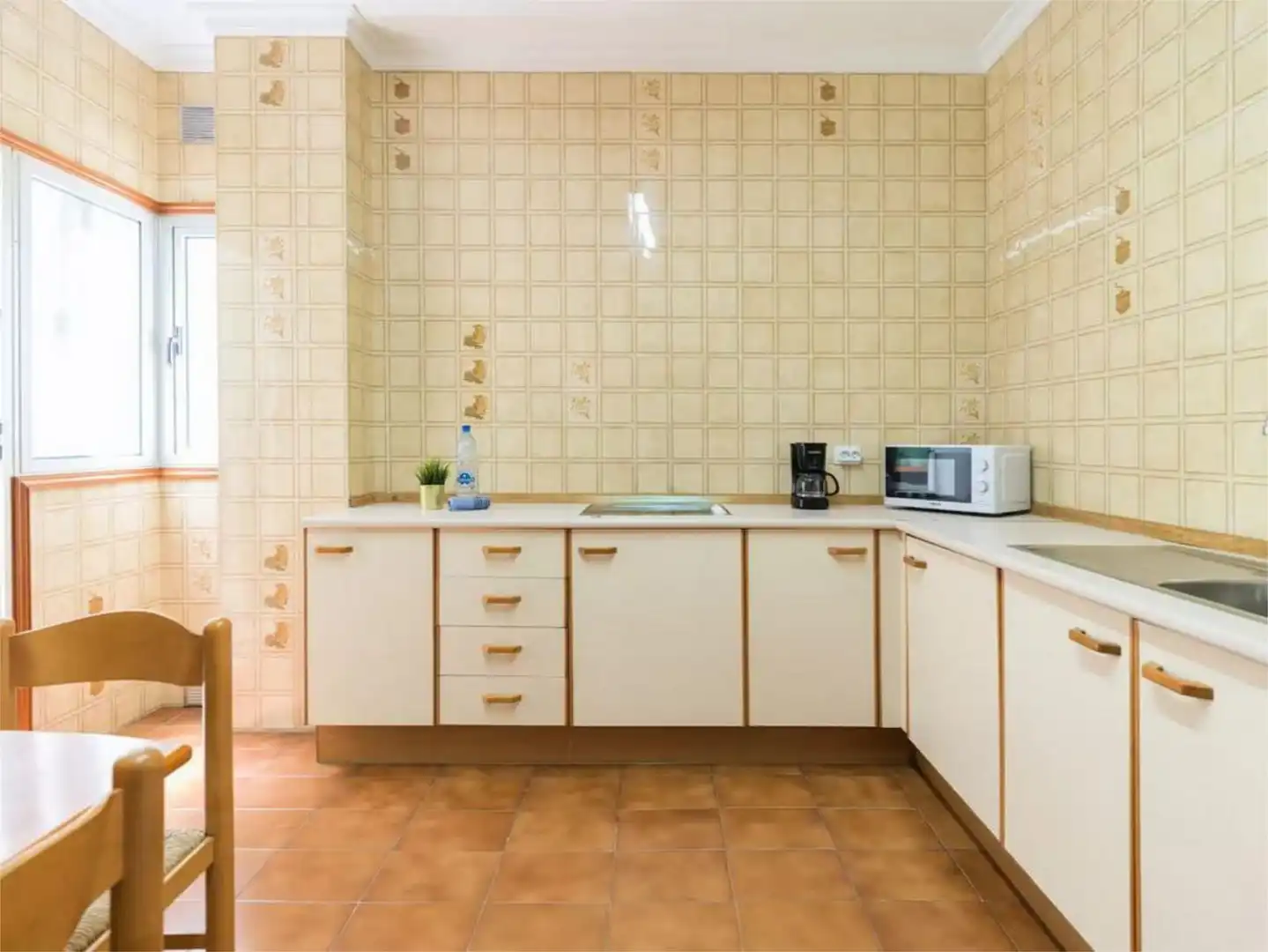 Piso de alquiler en Calle de los Gofiones, 82, Santa Catalina - Canteras Cocina de Piso de alquiler en Las Palmas de Gran Canaria con Aire acondicionado, Calefacción y Amueblado