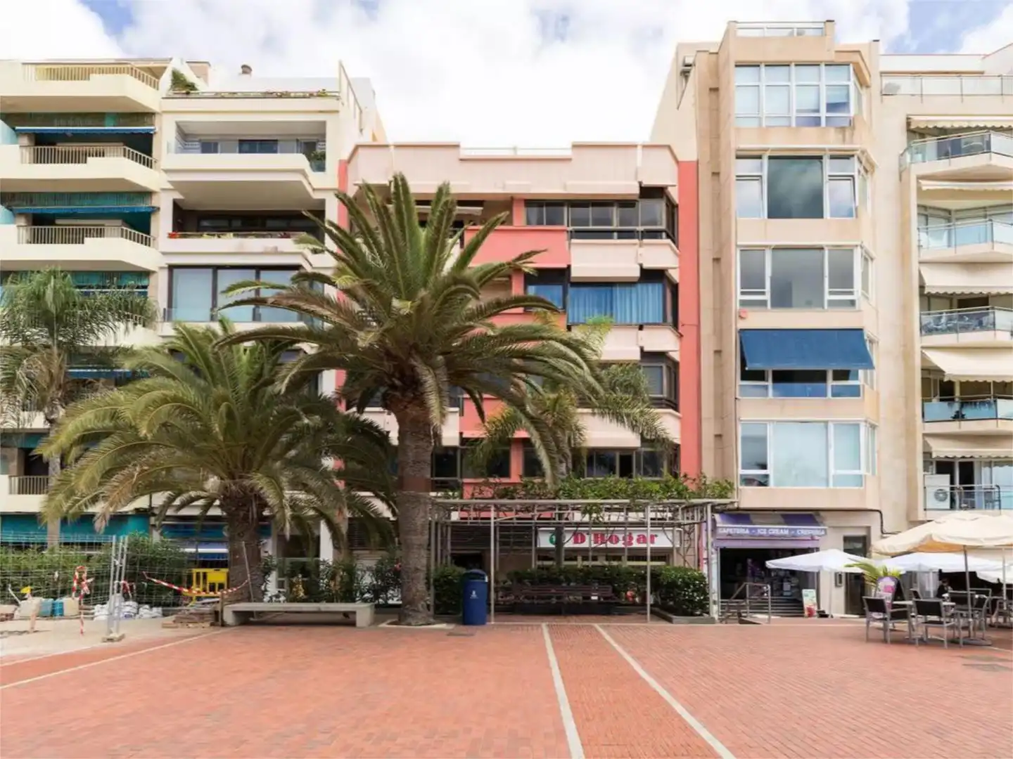 Piso de alquiler en Calle de los Gofiones, 82, Santa Catalina - Canteras Vista exterior de Piso de alquiler en Las Palmas de Gran Canaria con Aire acondicionado, Calefacción y Amueblado
