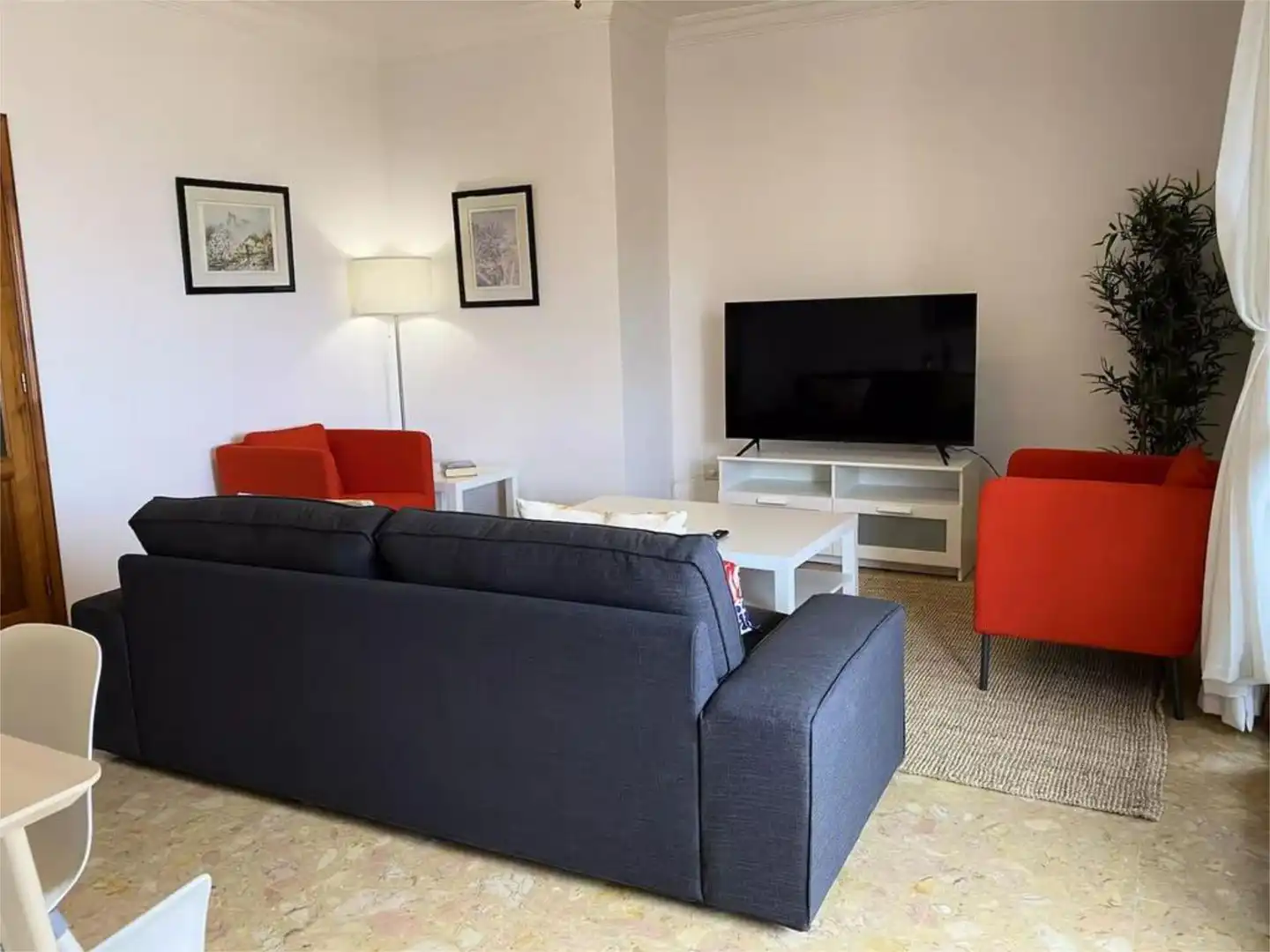 Piso de alquiler en Calle de los Gofiones, 82, Santa Catalina - Canteras Sala de estar de Piso de alquiler en Las Palmas de Gran Canaria con Aire acondicionado, Calefacción y Amueblado