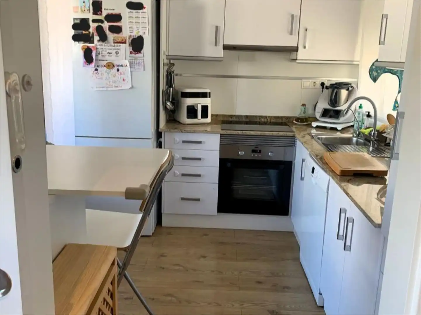 Piso en venta en Carretera Jumilla, 4, El Pinós / Pinoso Cocina de Piso en venta en El Pinós / Pinoso con Aire acondicionado, Calefacción y Parquet