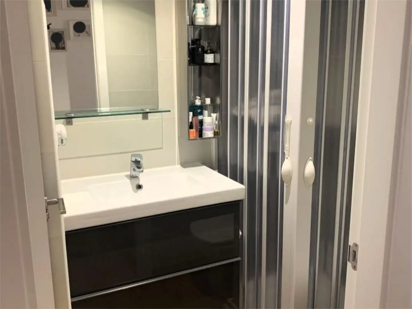 Piso en venta en Carretera Jumilla, 4, El Pinós / Pinoso Baño de Piso en venta en El Pinós / Pinoso con Aire acondicionado, Calefacción y Parquet