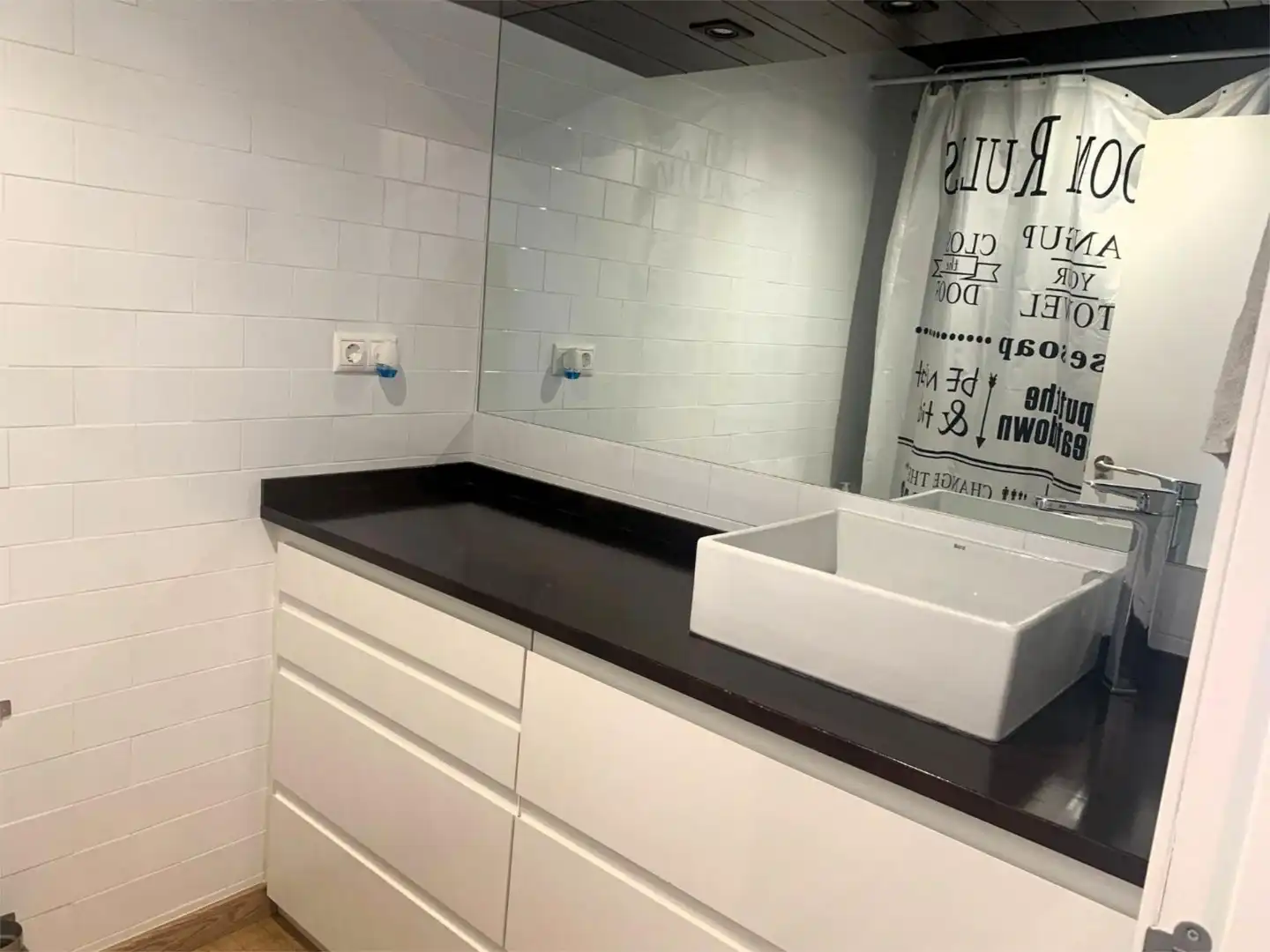 Piso en venta en Carretera Jumilla, 4, El Pinós / Pinoso Baño de Piso en venta en El Pinós / Pinoso con Aire acondicionado, Calefacción y Parquet