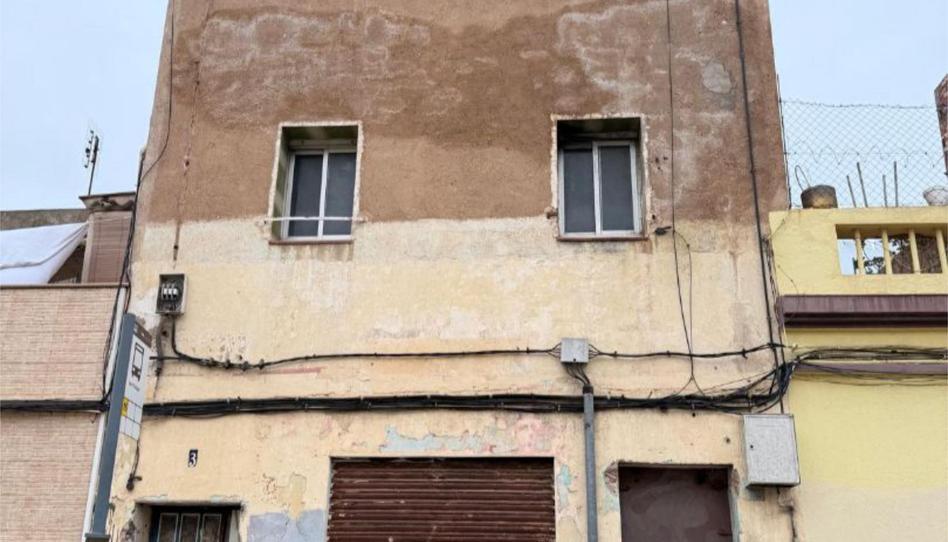 Finca rústica en venda a Carrer Sant Pasqual, 3, Fondo, Santa Coloma de Gramenet - imatge 1 Foto 1 de Finca rústica en venda a Carrer Sant Pasqual, 3, Fondo, Santa Coloma de Gramenet