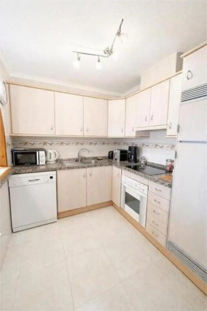 Cuina de Apartament en venda en Benitachell / El Poble Nou de Benitatxell amb Terrassa i Piscina