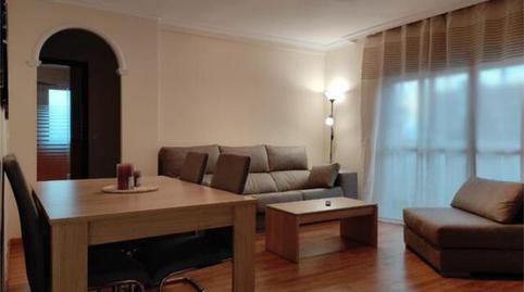 Foto 2 de Pis de lloguer a San Bernabé, Algeciras