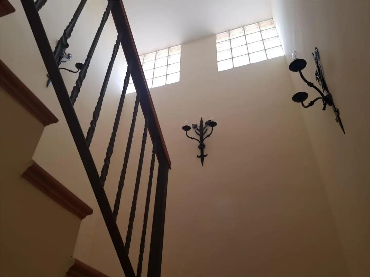 Houses for sale in Carretera la Roda, 13, Casas de Haro Houses for sale in Casas de Haro with Heating, Terrace and Furnished