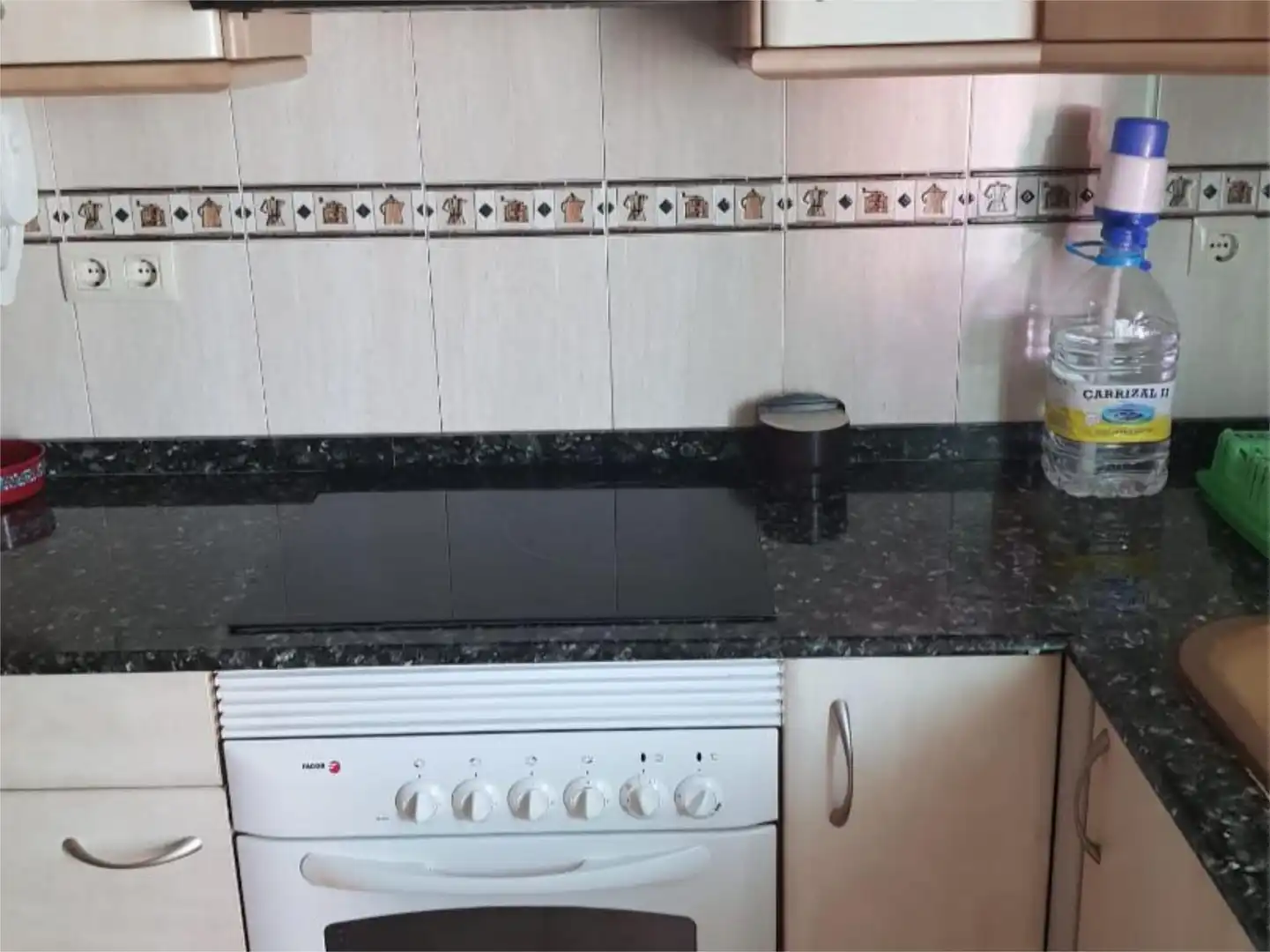Houses for sale in Carretera la Roda, 13, Casas de Haro Kitchen of Houses for sale in Casas de Haro with Heating, Terrace and Furnished