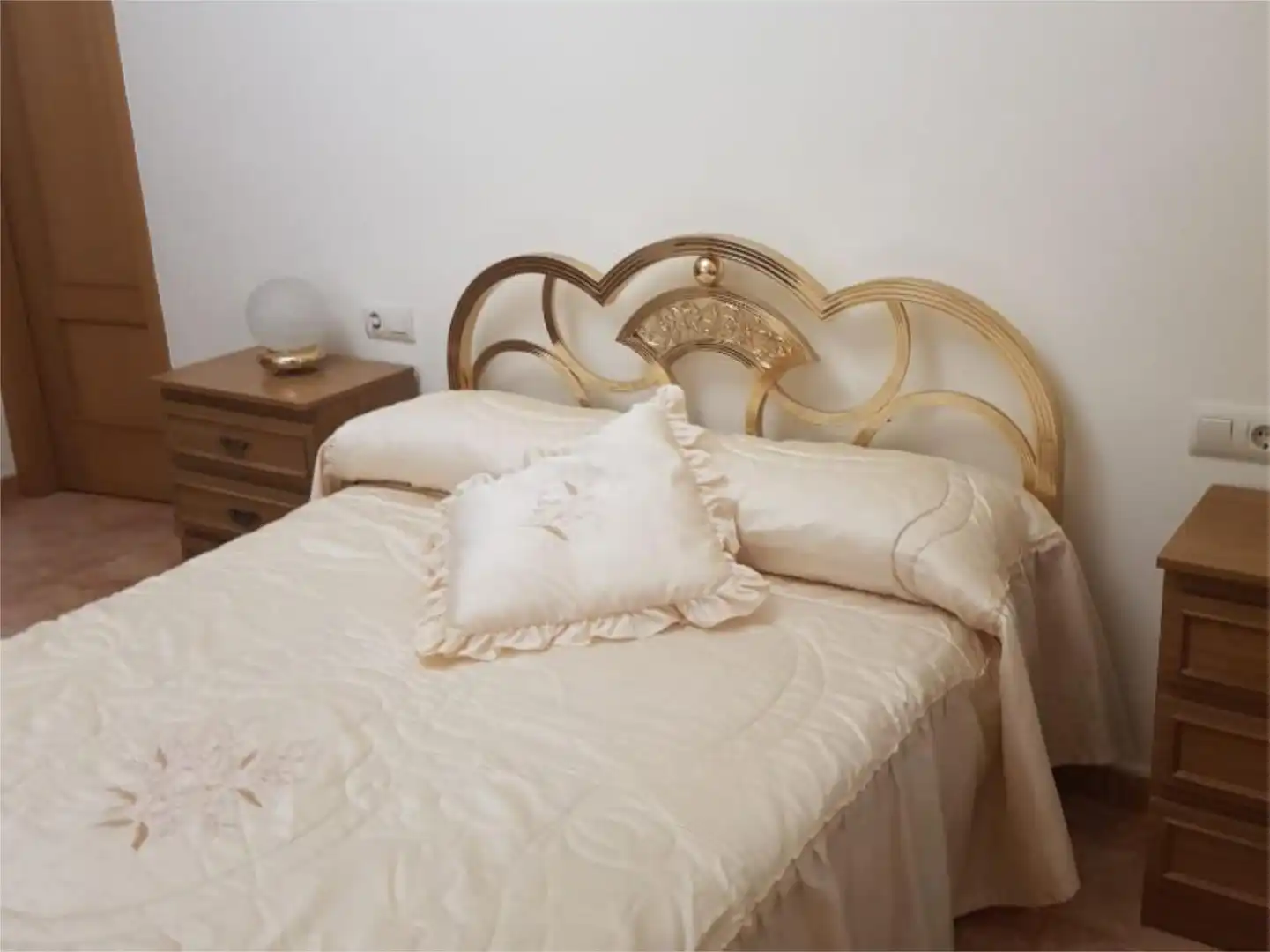 Houses for sale in Carretera la Roda, 13, Casas de Haro Bedroom of Houses for sale in Casas de Haro with Heating, Terrace and Furnished