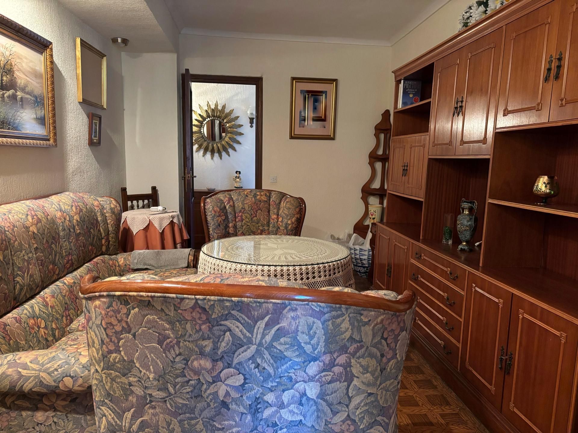 Pis en venda a Calle Maestra Aurora Romero, 2, Isla Chica Sala d'estar de Pis en venda en Huelva Capital amb Balcó