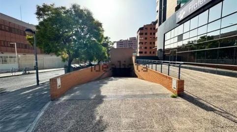 Photo 2 of Garage to rent in Calle de la Bellea del Foc, 6, Garbinet - Parque de las Avenidas, Alicante / Alacant