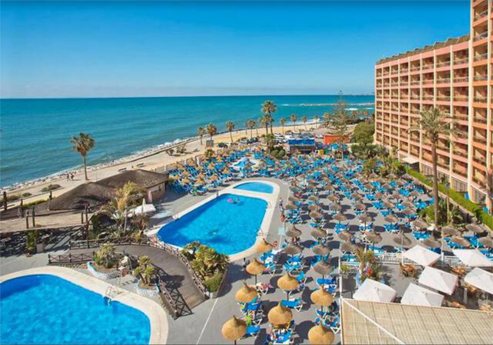 Vista exterior de Apartament en venda en Benalmádena amb Terrassa i Piscina