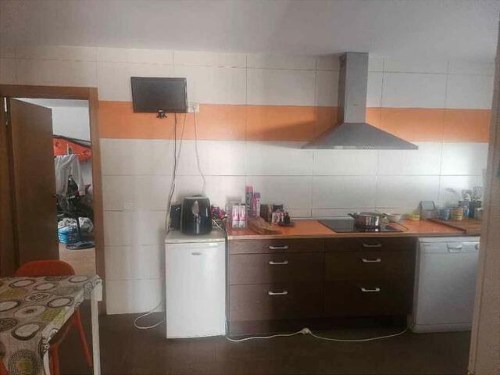 Kitchen of Single-family semi-detached for sale in Vila-real  with Private garden, Terrace and Storage room