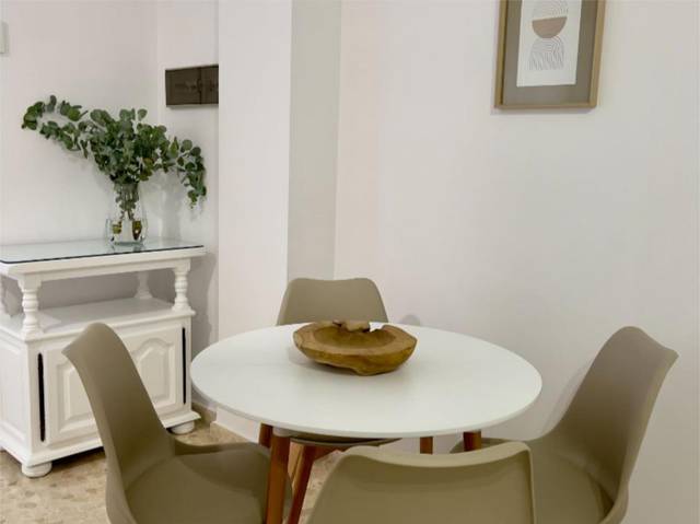 Piso en Alquiler en Calle Pureza, 70 en Triana Casco Antiguo