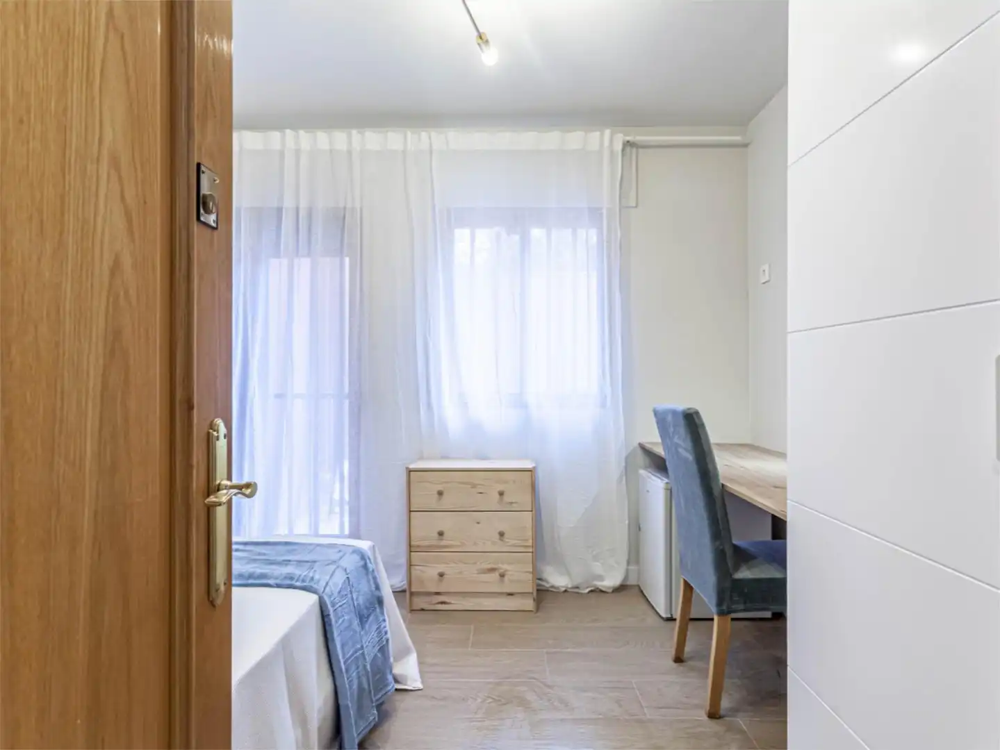 Zimmer in Calle Valle, 26, Centro Zimmer in Calle Valle, 26, Centro