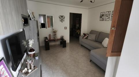 Casa adosada en venta en Calle Manuel Fernández Escandón, 14, San Fernando, San Bartolomé de Tirajana - imagen 2 Foto 2 de Casa adosada en venta en Calle Manuel Fernández Escandón, 14, San Fernando, San Bartolomé de Tirajana