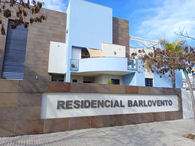 Piso en Alquiler en Calle Saetero Fernando Barriento Ruiz, 17 en Aguadulce - Almadraba - Punta Candor