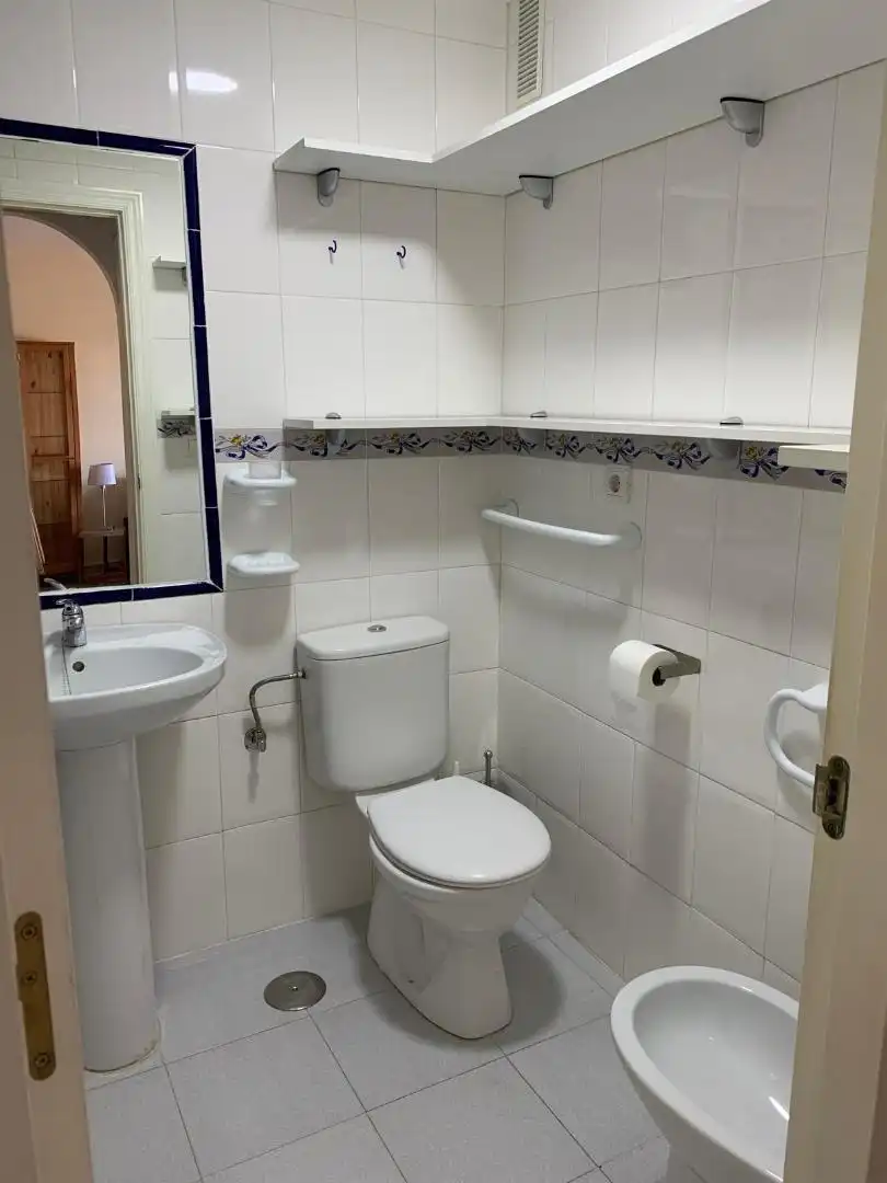Flat for rent in Urbanización Añoreta, 22, Añoreta Golf - Paraíso del Sol Bathroom of Flat for rent in Rincón de la Victoria with Private garden, Terrace and Storage room