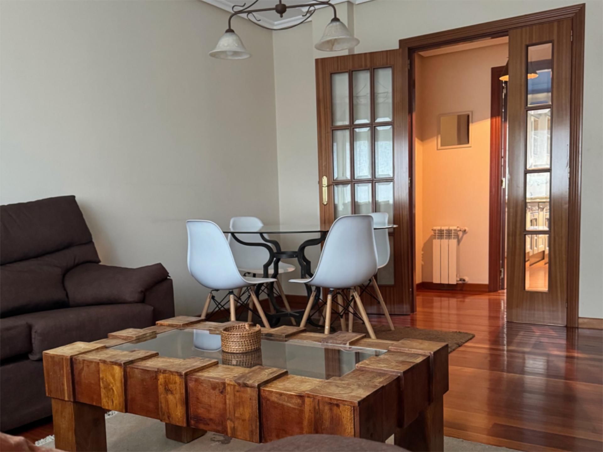 Dining room of Flat to rent in Ferrol  with Heating, Parquet flooring and Furnished