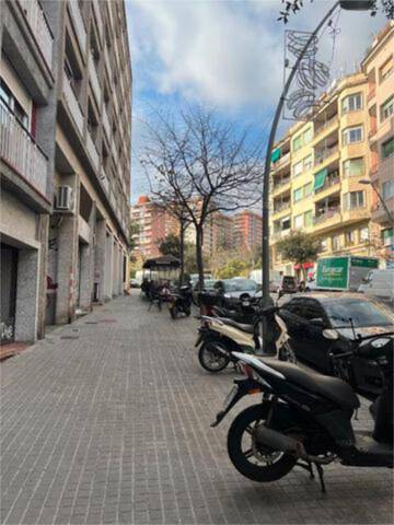 Garaje en Alquiler en El Baix Guinardó