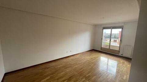 Photo 2 of Flat to rent in Calle la Corredera, 25, San Claudio - La Chantría, León Capital