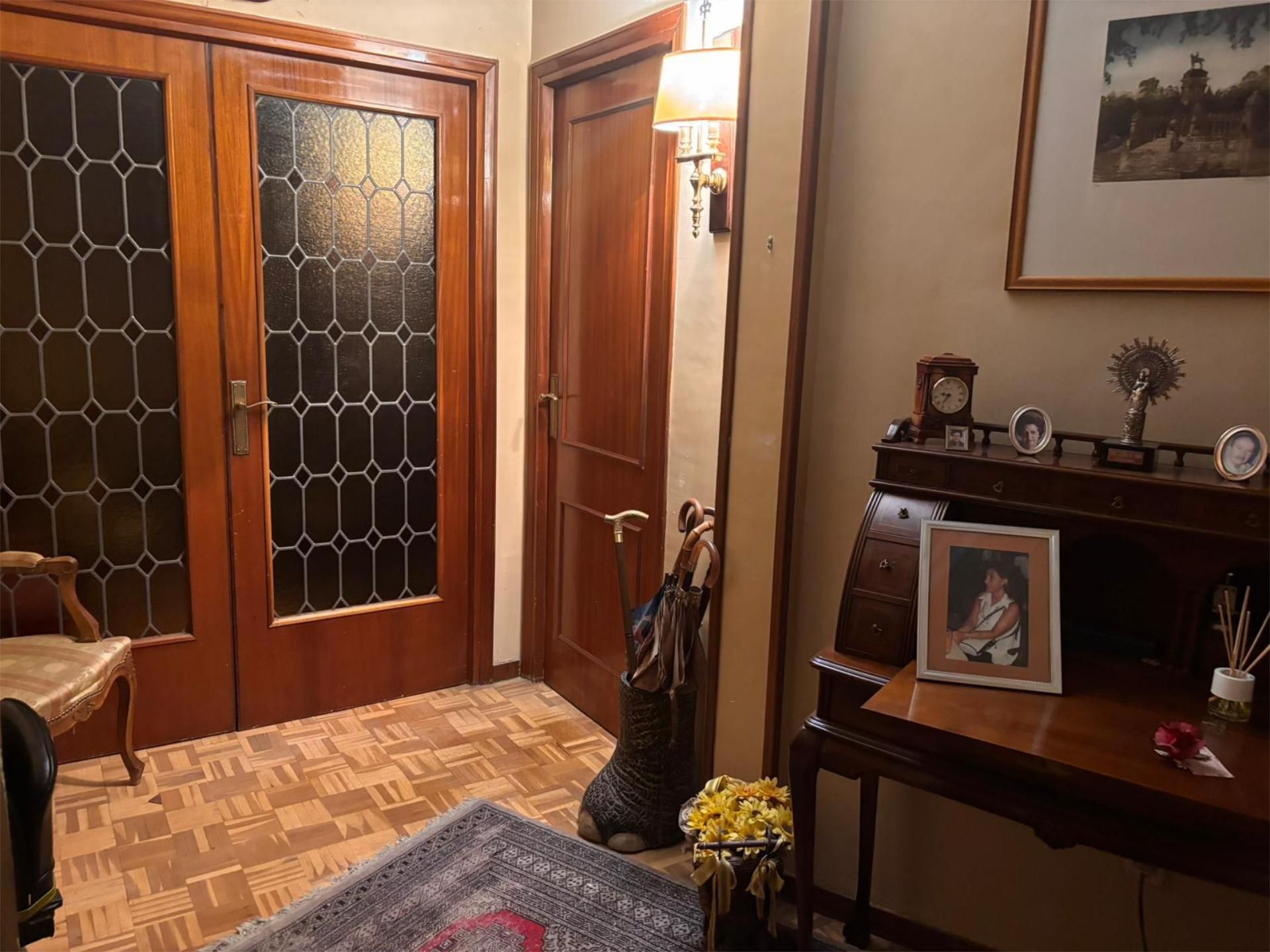 Flat for sale in  Madrid Capital  with Air Conditioner, Heating and Parquet flooring