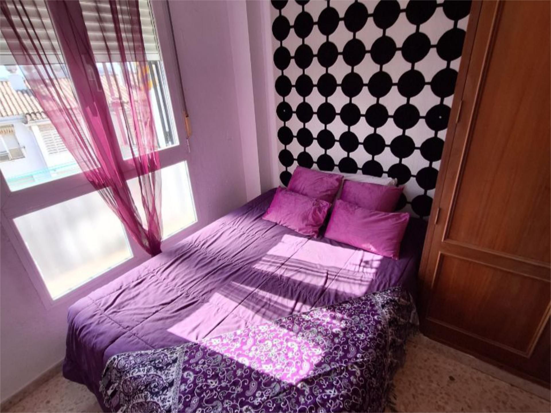 Bedroom of Flat to share in  Sevilla Capital  with Heating and Furnished