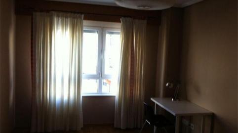 Foto 4 de Piso de alquiler en Rua Pintor Sixto Borras, 4, A Gándara, Narón