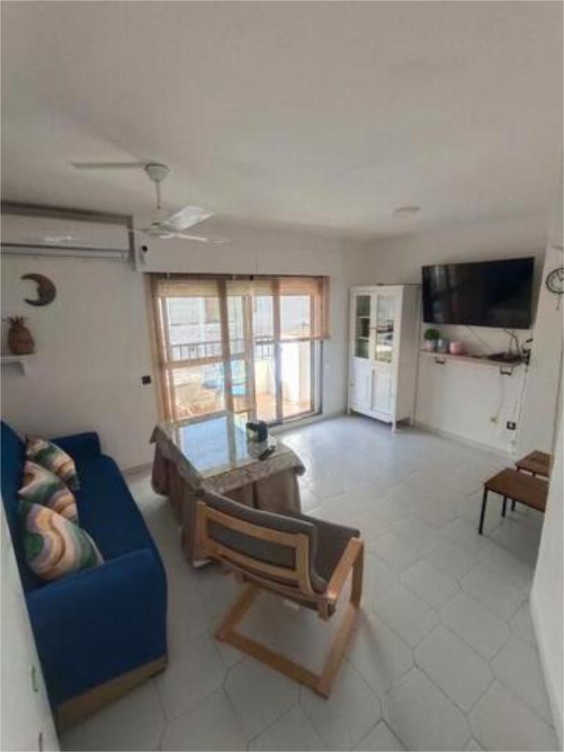 Pis en venda a Lújar Sala d'estar de Pis en venda en Lújar amb Terrassa, Piscina i Moblat