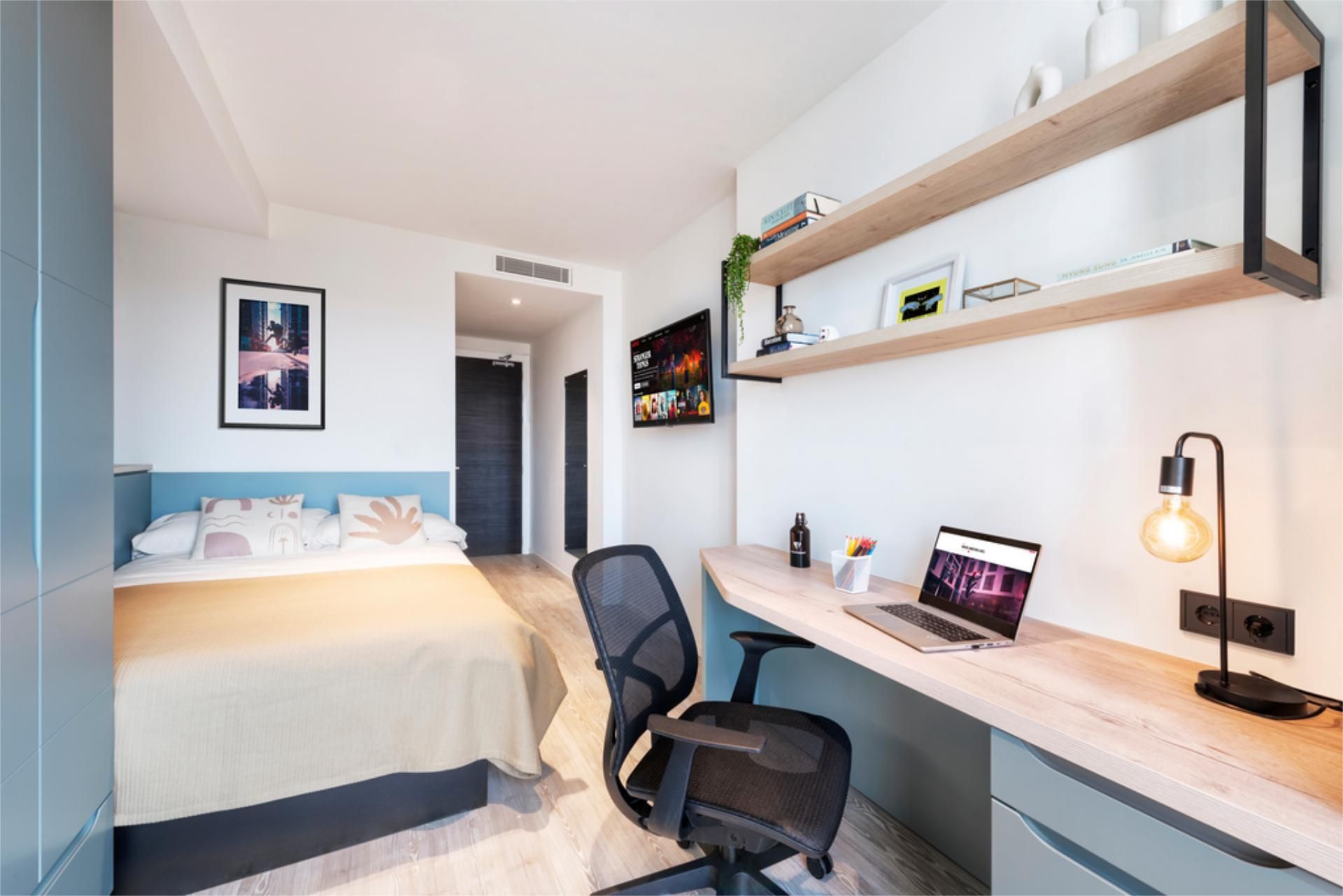 Bedroom of Study for sale in  Barcelona Capital  with Air Conditioner, Heating and Private garden