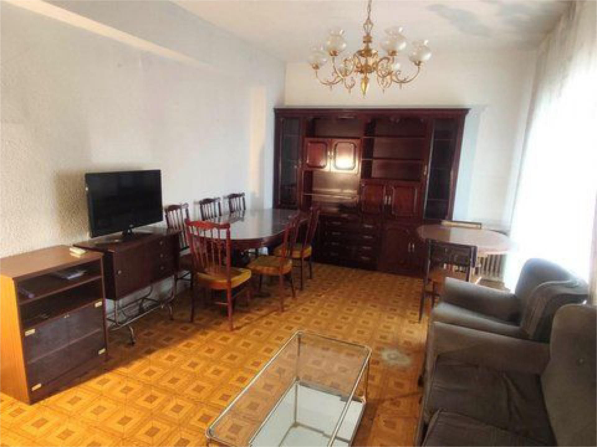 Piso en venta en Calle Postas, 2, La Morería Sala de estar de Piso en venta en Ciudad Real Capital con Aire acondicionado, Calefacción y Terraza