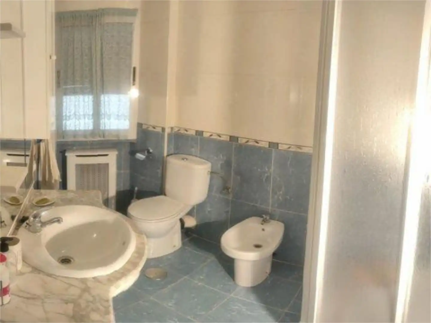 Flat for sale in Calle Postas, 2, La Morería Bathroom of Flat for sale in Ciudad Real Capital with Air Conditioner and Terrace