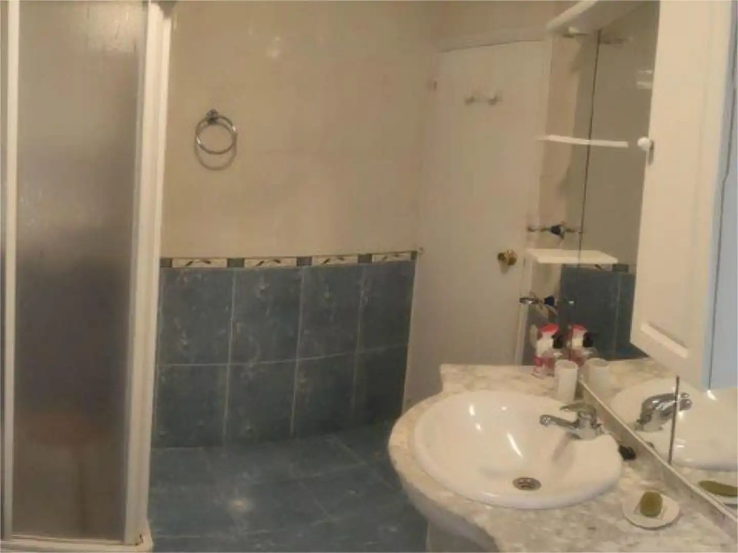 Flat for sale in Calle Postas, 2, La Morería Bathroom of Flat for sale in Ciudad Real Capital with Air Conditioner and Terrace