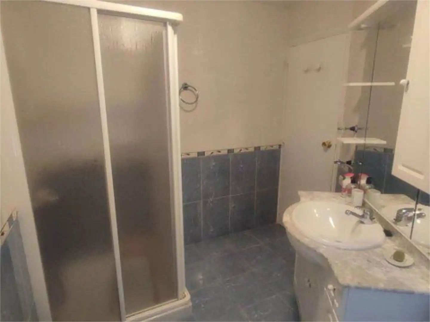Flat for sale in Calle Postas, 2, La Morería Bathroom of Flat for sale in Ciudad Real Capital with Air Conditioner and Terrace