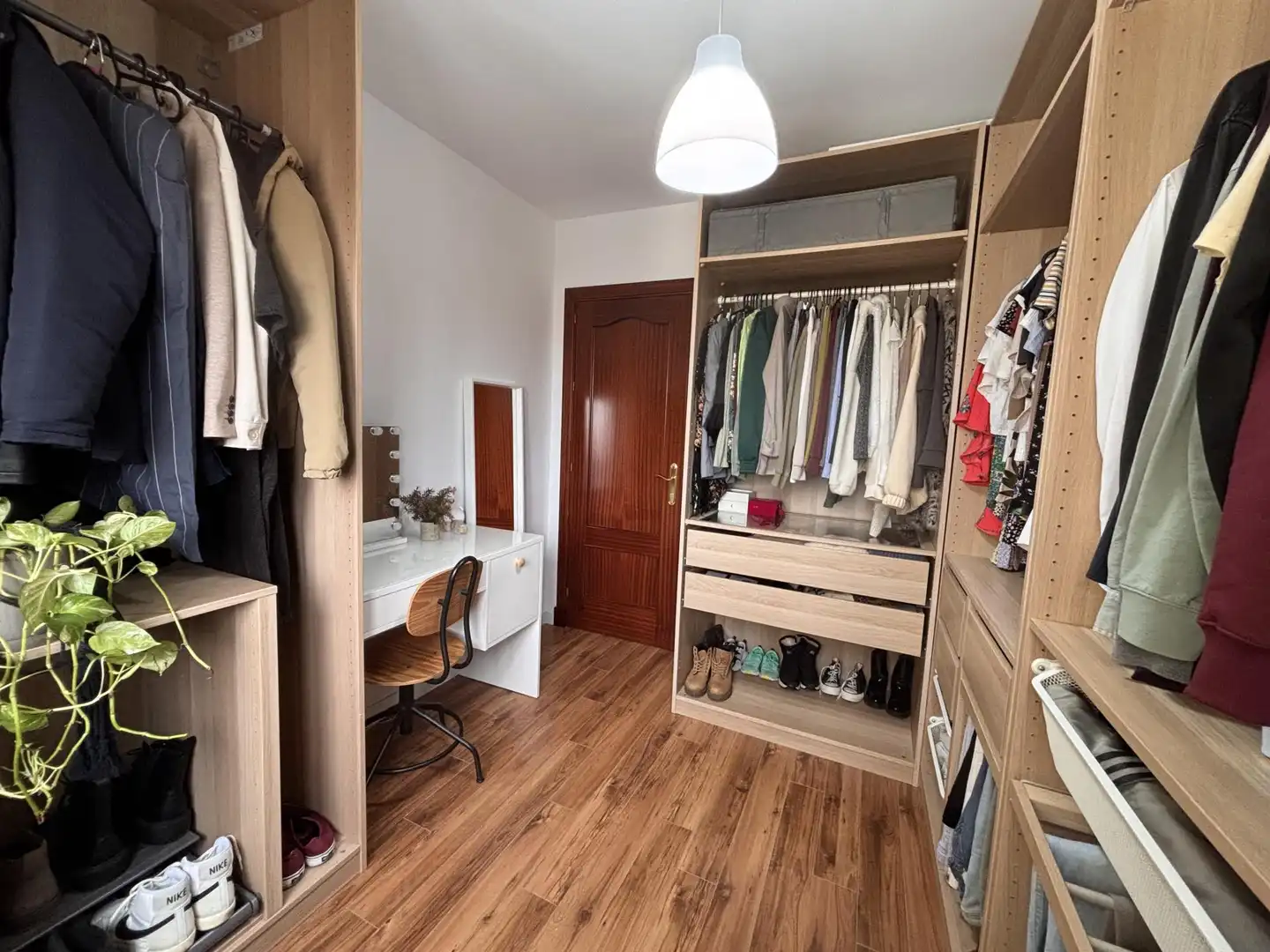 Flat for sale in Calle Gran Canaria, 59, El Retiro - La Vid Bedroom of Flat for sale in Jerez de la Frontera with Air Conditioner and Balcony