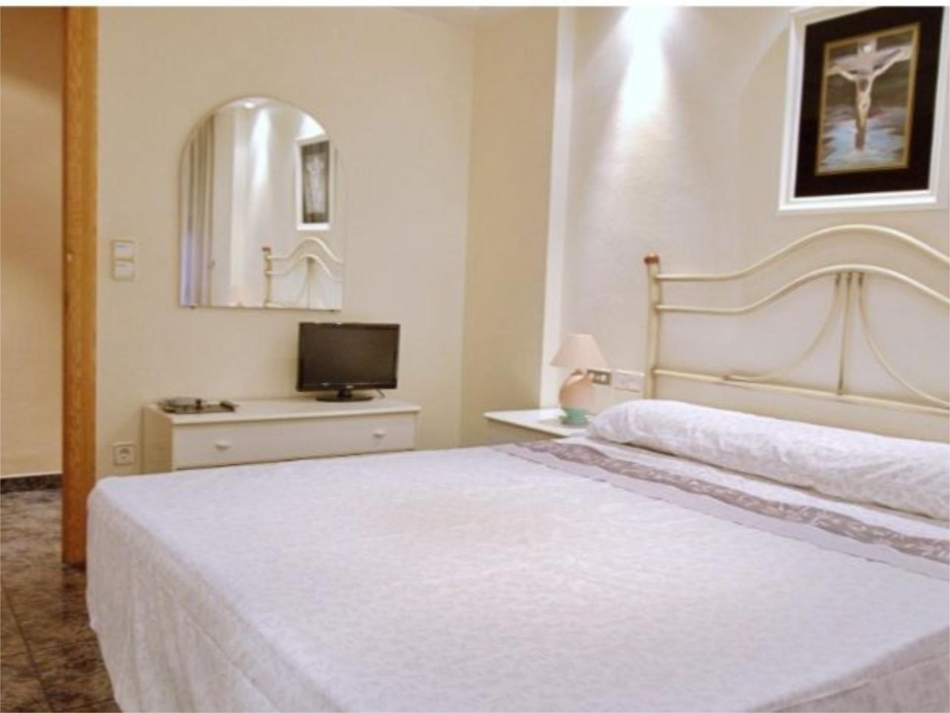 Bedroom of Flat for sale in Elche / Elx  with Air Conditioner