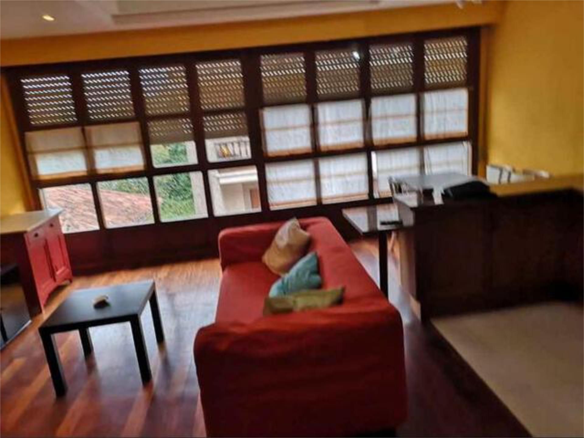 Pis de lloguer a Parres