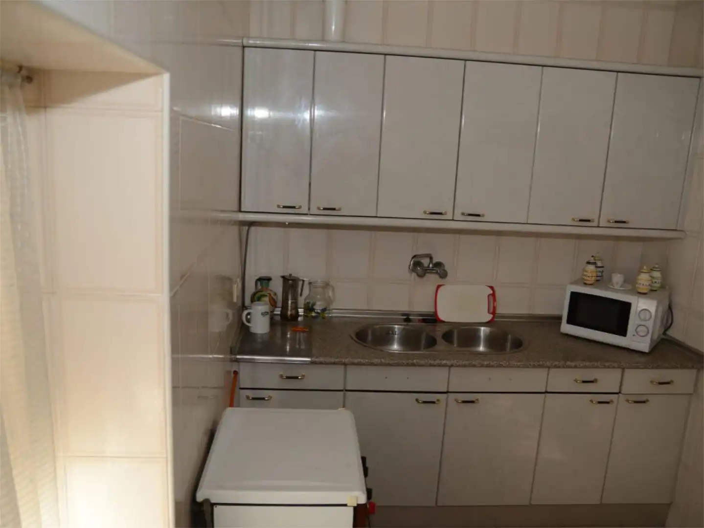 Casa adosada en venta en Calle Aldeanueva, 56, Belvís de la Jara Cocina de Casa adosada en venta en Belvís de la Jara con Balcón