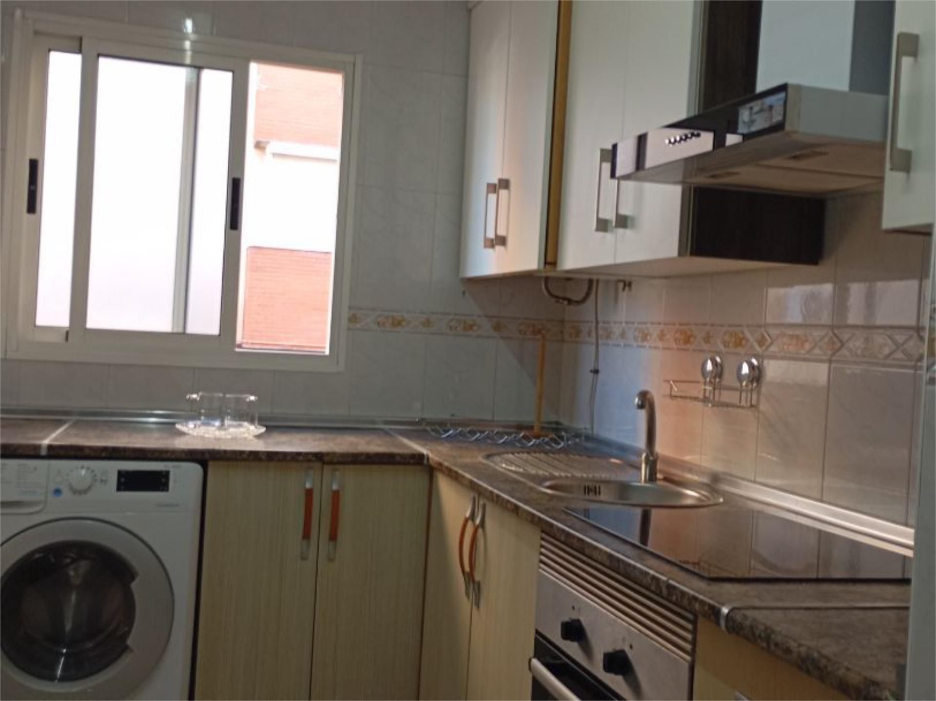 Pis de lloguer a Avenida Juan Carlos I, 38, Roquetas Pueblo