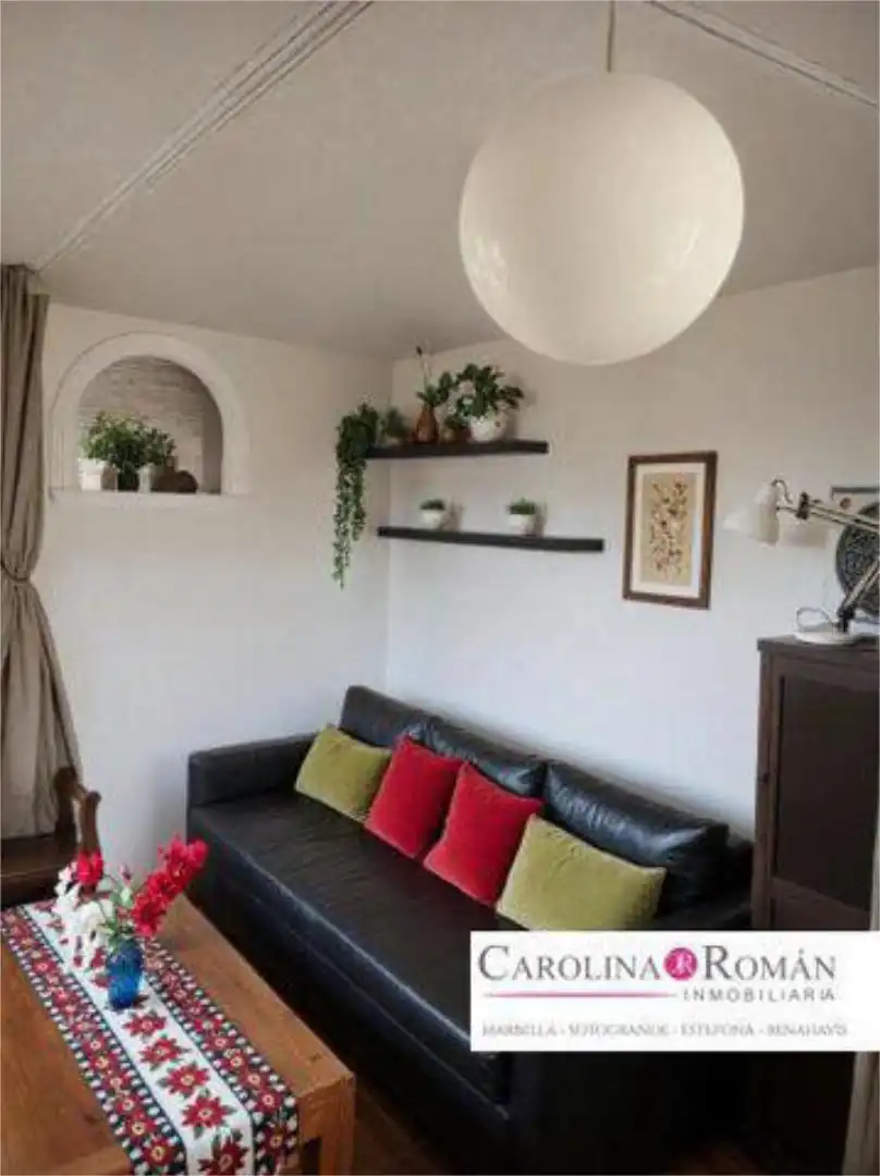 Piso en venta en Valdeolletas - Las Cancelas - Xarblanca Sala de estar de Piso en venta en Marbella con Terraza