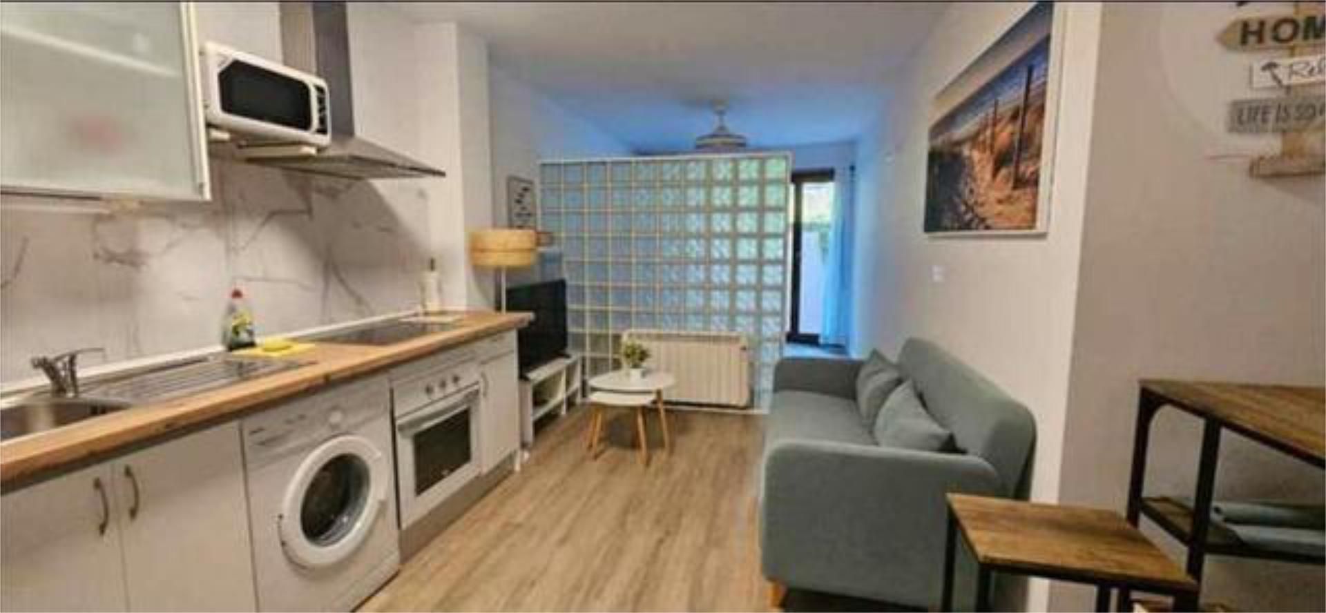 Living room of Apartment to rent in Laredo  with Heating, Terrace and Storage room