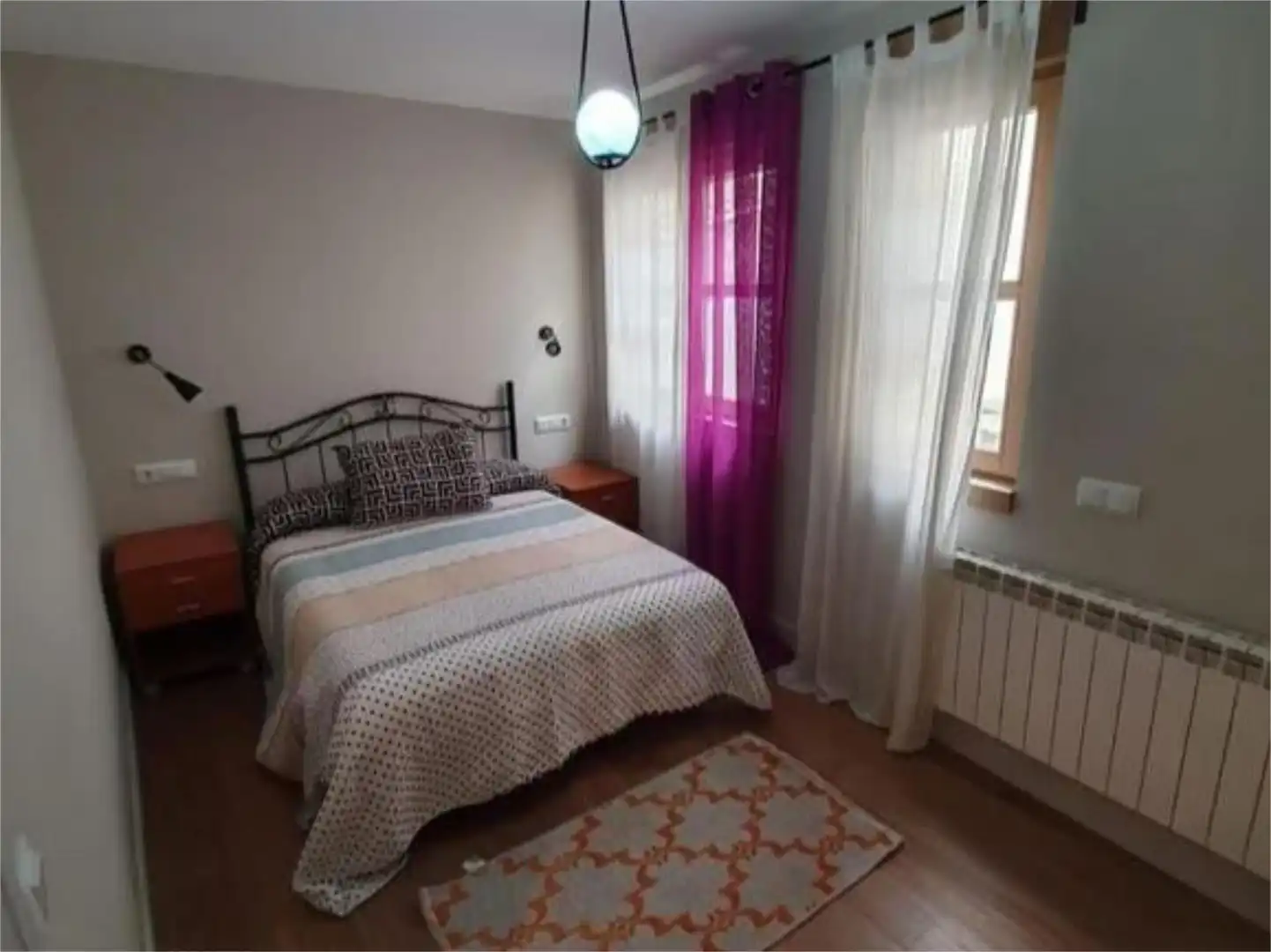 Habitación de Apartamento de alquiler en Aldeaseca de la Frontera con Aire acondicionado, Calefacción y Amueblado